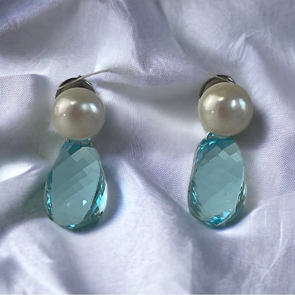 Pearl earrings with blue stone drop